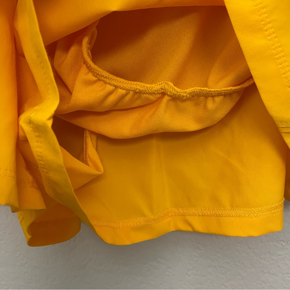 The North Face Elevation Yellow Short‎ XXL Women No Pockets - Picture 2 of 14